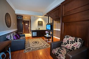 Century Pines Resort