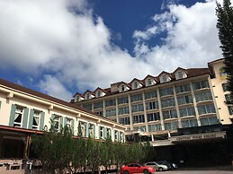 Century Pines Resort