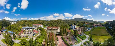 Century Pines Resort