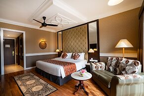 Century Pines Resort