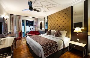 Century Pines Resort