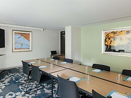 The Olsen Melbourne - Art Series