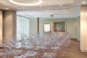 The Olsen Melbourne - Art Series