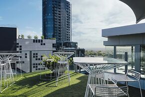 The Olsen Melbourne - Art Series