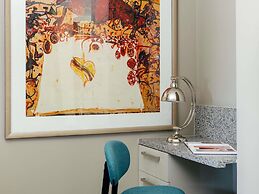 The Olsen Melbourne - Art Series