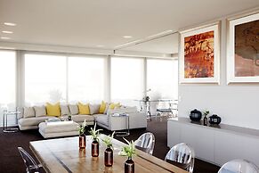 The Olsen Melbourne - Art Series