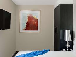 The Olsen Melbourne - Art Series