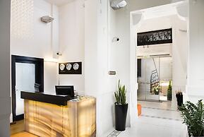 Opera Garden Hotel & Apartments