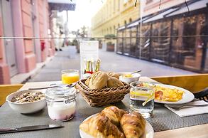 Opera Garden Hotel & Apartments