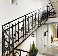 Opera Garden Hotel & Apartments