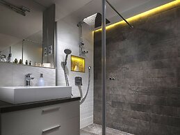 Opera Garden Hotel & Apartments