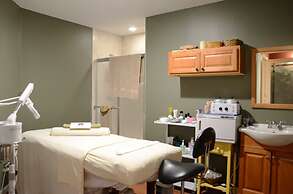 Overlook Lodge at Bear Mountain