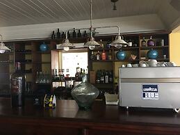 Atlantis Historic Inn