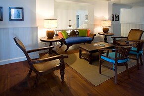 Atlantis Historic Inn