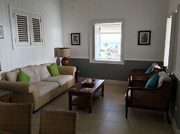 Atlantis Historic Inn