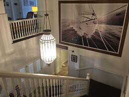 Atlantis Historic Inn