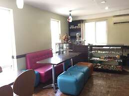 Sampaguita Suites Plaza Garcia