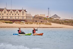 Braye Beach Hotel