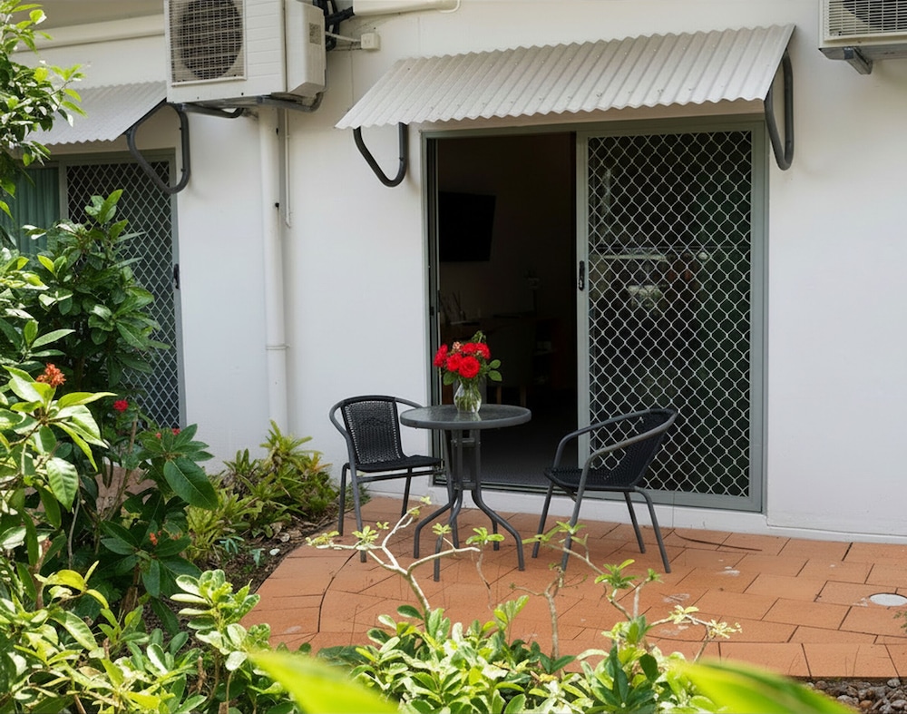 Heritage Cairns