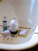 Braemar on Parliament Street