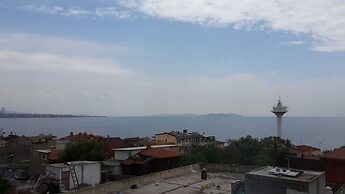 Tashkonak Studio Suites