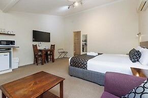 Amaroo Motel