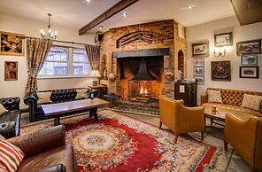 Fox & Hounds Country Hotel