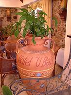 Hotel U'Bais