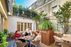 Hotel Clement