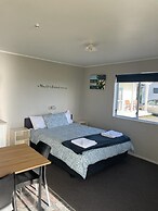 Belt Road Seaside Holiday Park