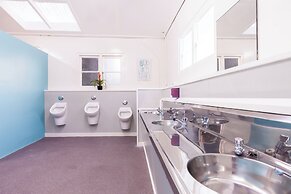 Belt Road Seaside Holiday Park