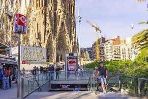 Hostemplo Sagrada Familia