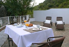 Casa Rural Los Algarrobales