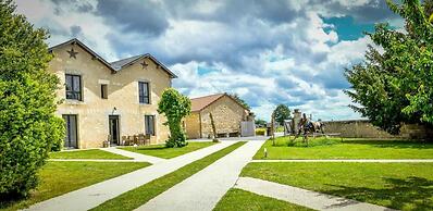 Domaine du Normandoux, The Originals Relais (Relais du Silence)