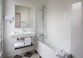 Hotel Paris Vaugirard