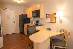 Candlewood Suites Minot by IHG