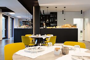 Goti' Hotel
