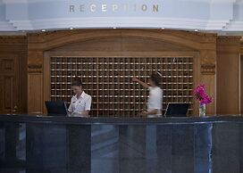 Mitsis Summer Palace