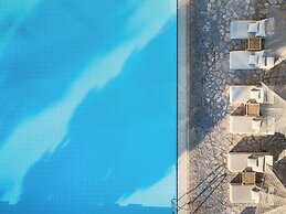 Grecotel Luxme Daphnila Bay