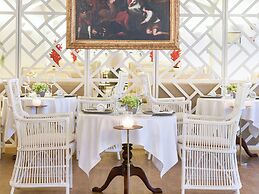 Grecotel Luxme Daphnila Bay