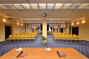 Congress Hotel Forum