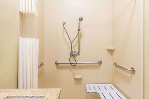 Days Inn & Suites by Wyndham Mineral Wells