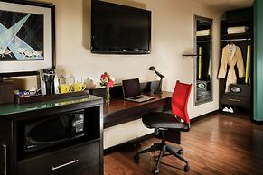 Staypineapple, The Maxwell Hotel, Seattle Center Seattle