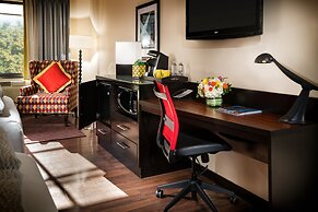 Staypineapple, The Maxwell Hotel, Seattle Center Seattle