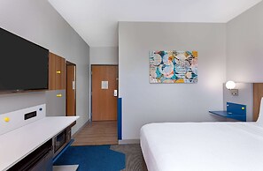 Microtel Inn & Suites by Wyndham Opelika