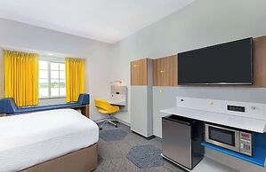 Microtel Inn & Suites by Wyndham Opelika