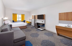 Microtel Inn & Suites by Wyndham Opelika