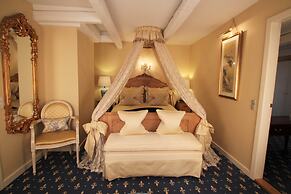 Store Restrup Slotshotel