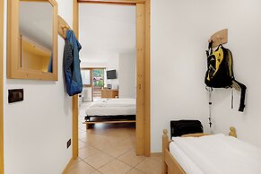 Aparthotel Majestic