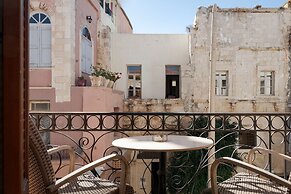 Civitas Suites Hotel